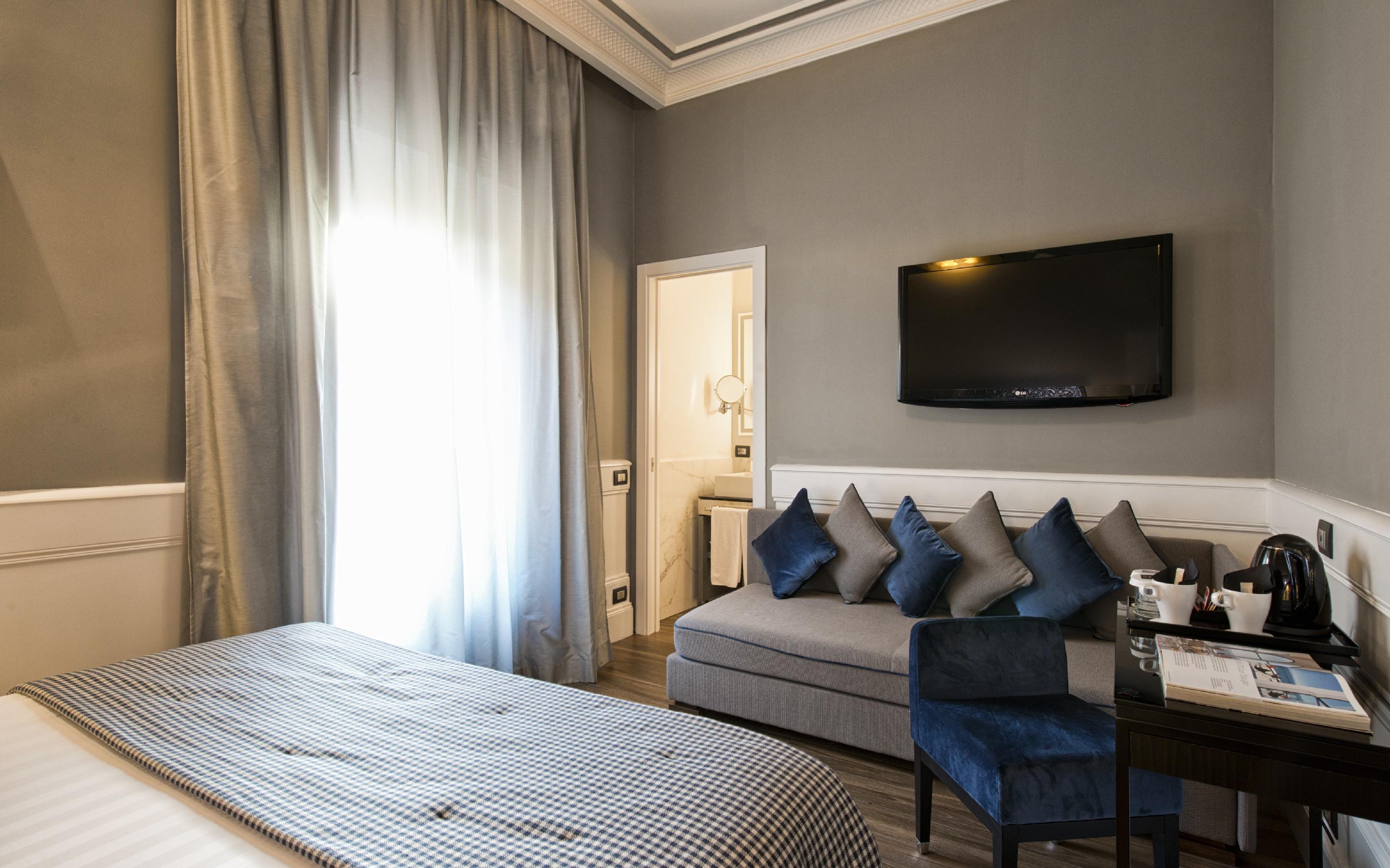 The Independent 4*