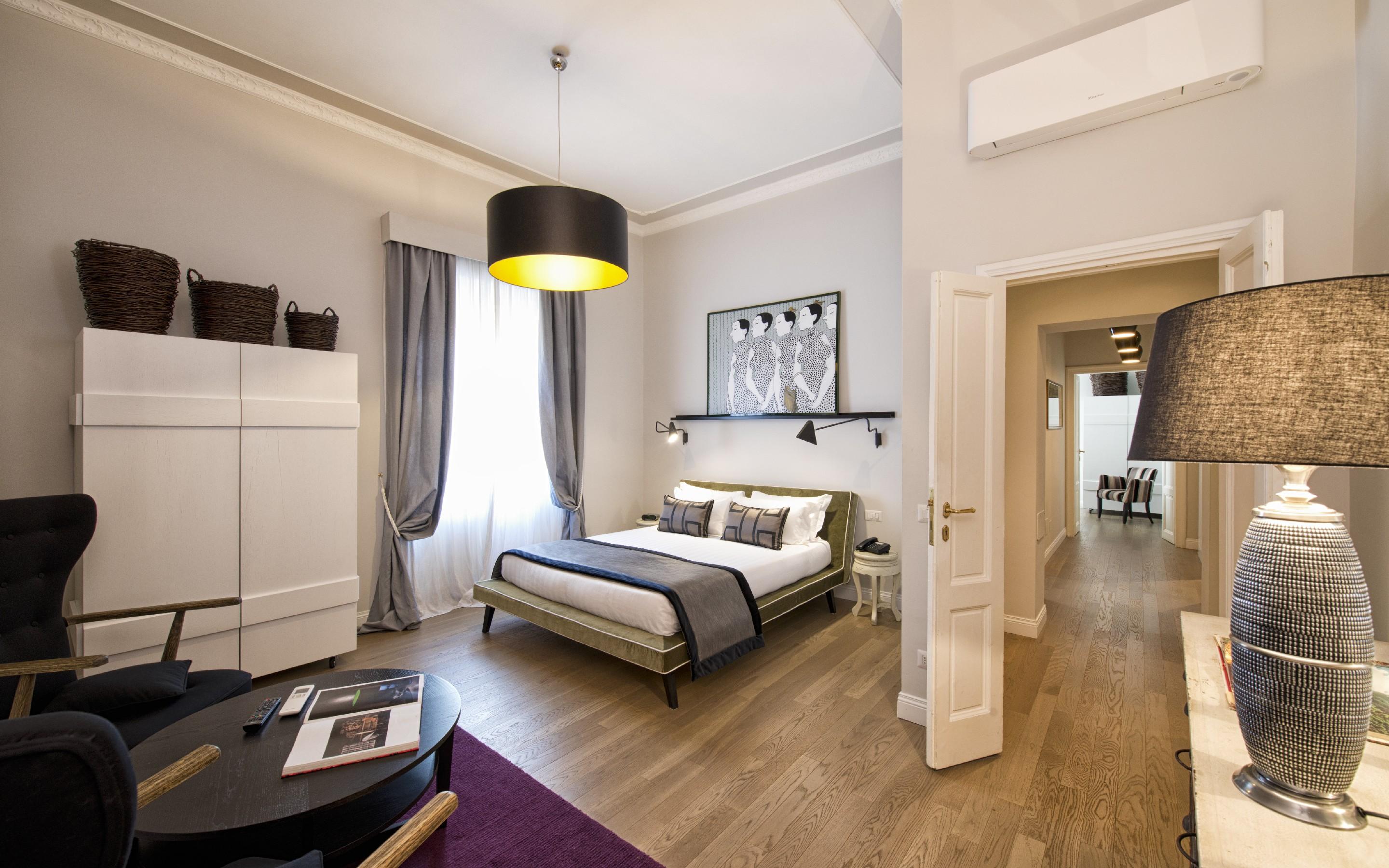 The Independent 4*